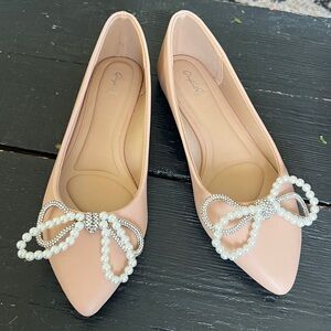 Qupid Nude Bow Flats with Pearl Embellishment Shoes 9 40 NWT